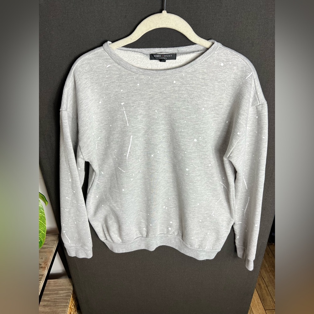 Romeo + Juliet Couture White Paint Splatter Crewneck Sweatshirt